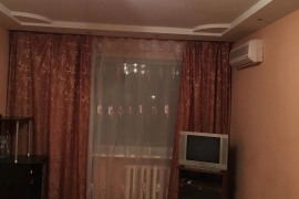 Сдаю 1-комн.кв-ру в р-не Набережной.